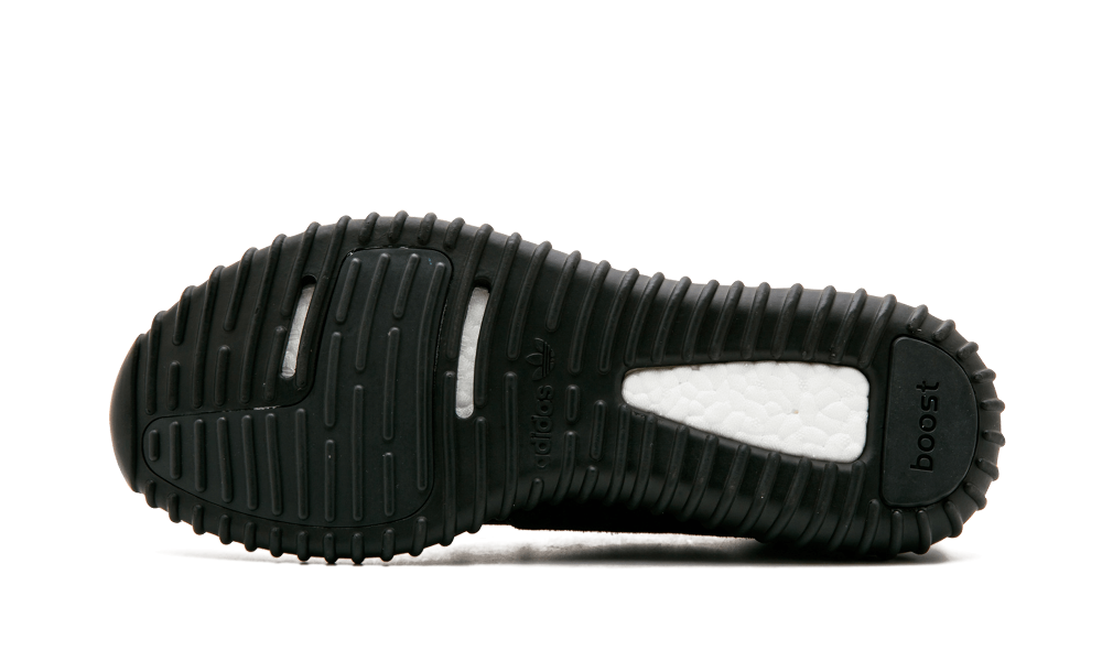 Adidas Yeezy Boost 350 Pirate Black (2023) 04 Dropit